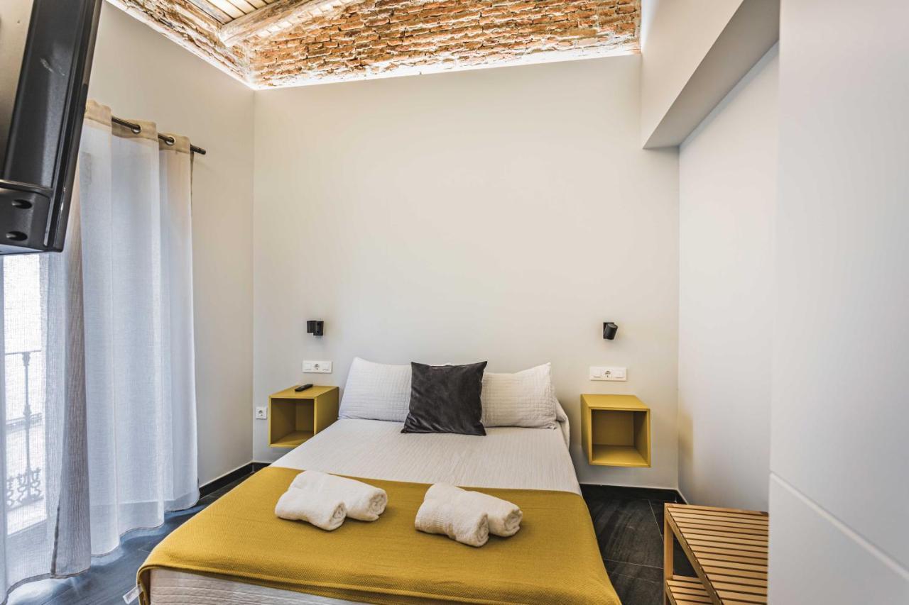 Apartamentos Caceres Central Suites "Torres De Caceres" Ngoại thất bức ảnh