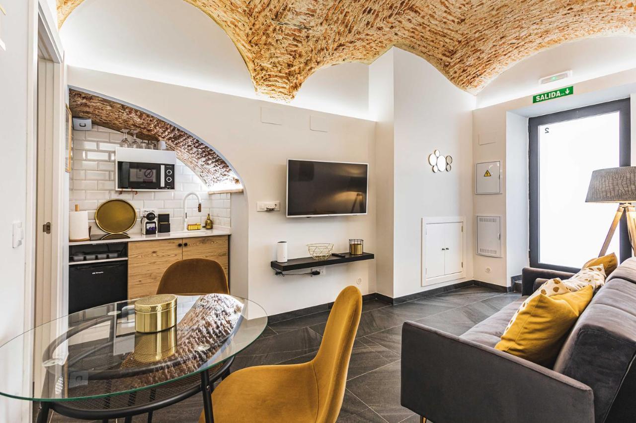 Apartamentos Caceres Central Suites "Torres De Caceres" Ngoại thất bức ảnh